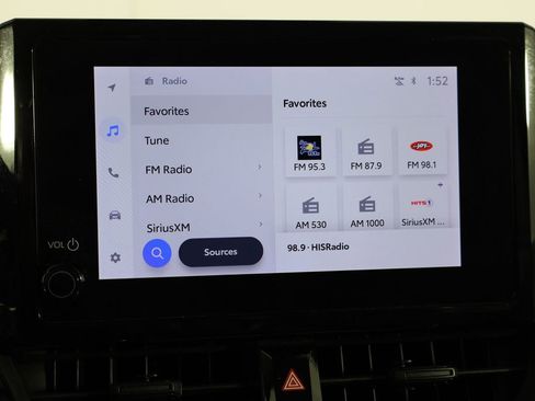 Used 2025 Toyota Corolla LE w/ Convenience Package image 27