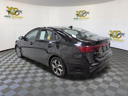 Certified 2021 Kia Forte LXS FWD image 7