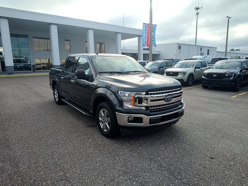 Certified 2018 Ford F150 XLT w/ Equipment Group 302A Luxury image 4