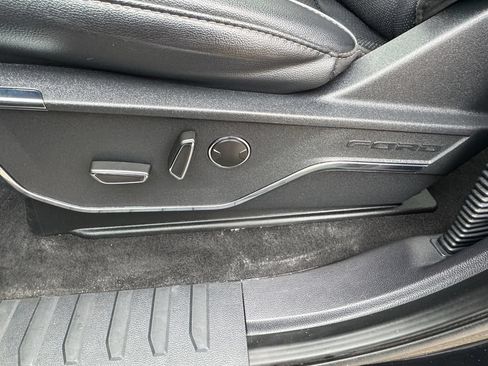 Used 2024 Ford F150 Lariat w/ Equipment Group 502A High AWD/4WD image 27