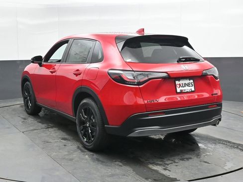 New 2026 Honda HR-V Sport image 8