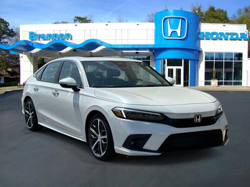 Certified 2024 Honda Civic Touring image 1