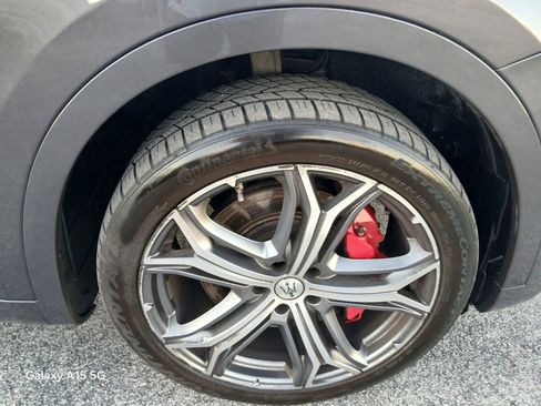 Used 2022 Maserati Levante Modena image 21