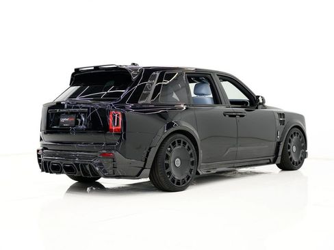 Used 2025 Rolls-Royce Cullinan AWD/4WD image 29