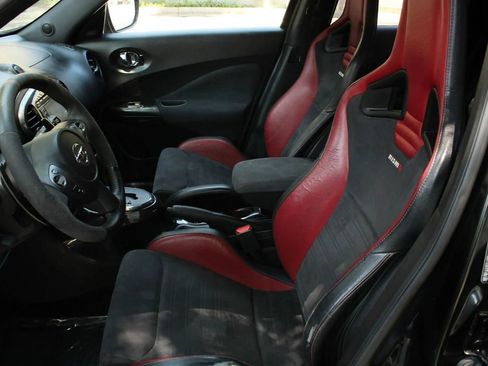Used 2015 Nissan Juke NISMO RS w/ Interior Illumination Package AWD/4WD image 14