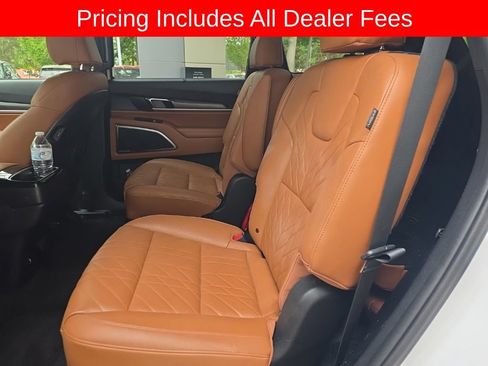 Used 2023 Kia Telluride SX Prestige X-Pro AWD/4WD image 5