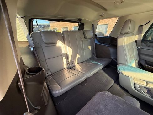 Used 2019 GMC Yukon Denali w/ Denali Ultimate Package image 21