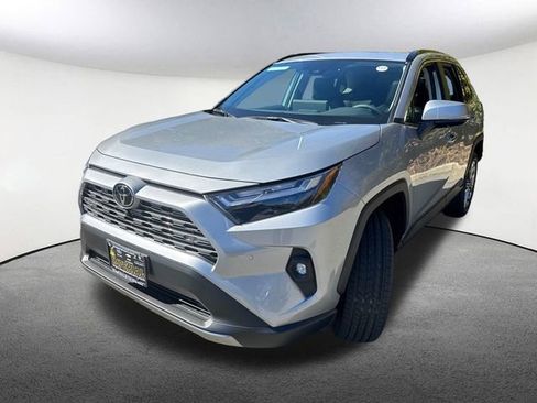 New 2025 Toyota RAV4 Limited image 6