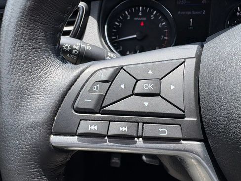 Used 2018 Nissan Rogue SL AWD/4WD image 29