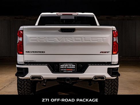 Used 2025 Chevrolet Silverado 1500 RST w/ Convenience Package II image 8