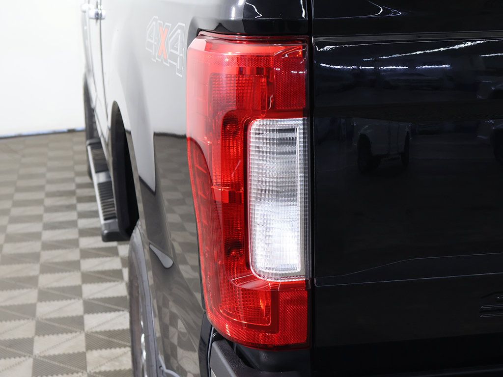 Used 2019 Ford F250 XLT w/ XLT Premium Package AWD/4WD image 13