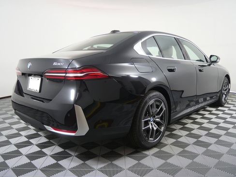New 2026 BMW 530i image 3