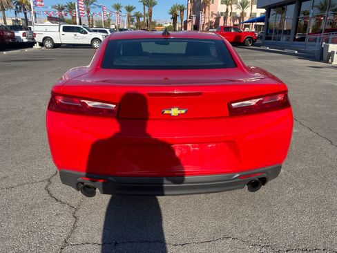 Used 2016 Chevrolet Camaro LT RWD image 7