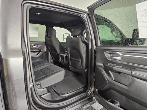 New 2026 RAM 1500 Big Horn AWD/4WD image 35
