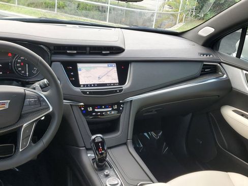 Certified 2026 Cadillac XT5 Sportv AWD/4WD image 19