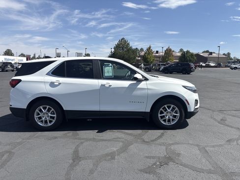 Used 2023 Chevrolet Equinox LT w/ LPO, Floor Liner Package AWD/4WD image 11