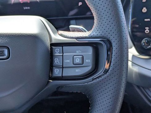 New 2026 Dodge Charger R/T AWD/4WD image 18