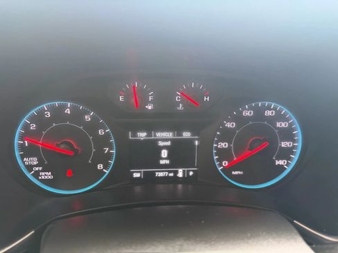 Used 2019 Chevrolet Equinox LS w/ LS Convenience Package FWD image 10