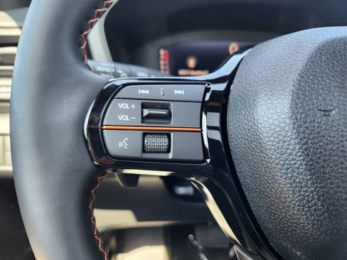 New 2026 Honda Pilot TrailSport image 11
