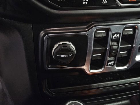 Used 2021 Jeep Wrangler Unlimited Sport image 15