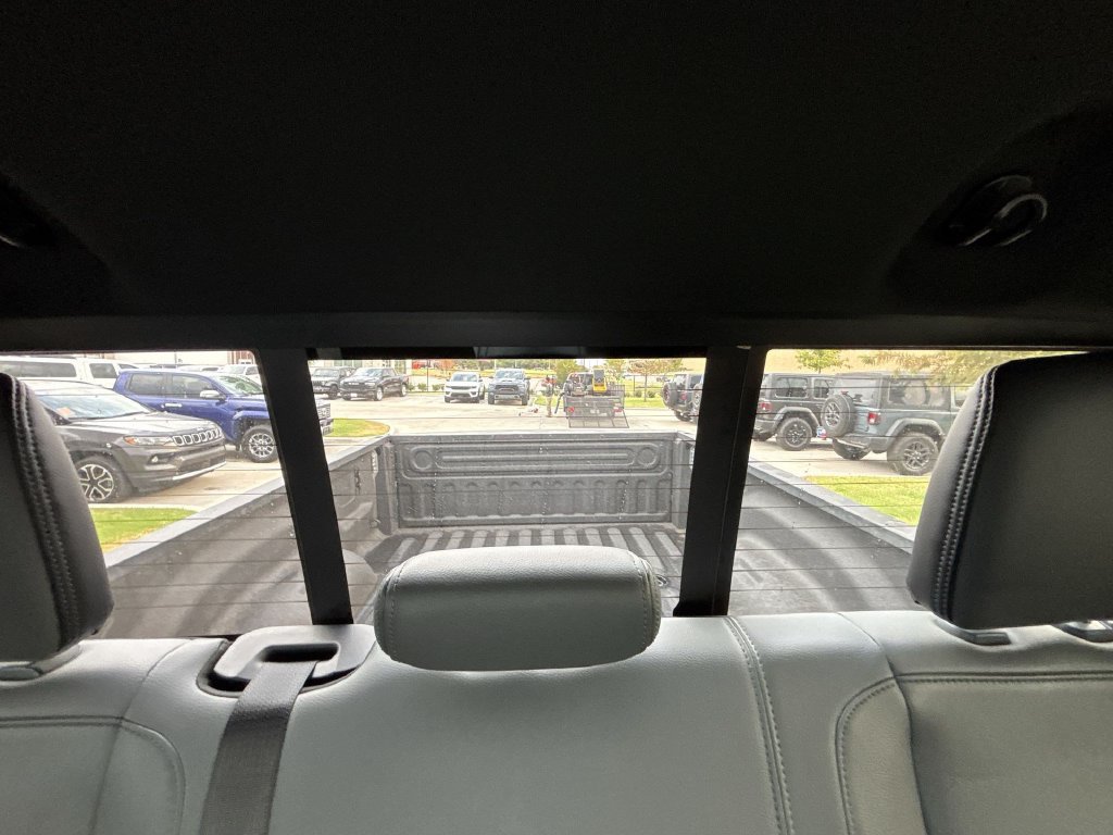 Used 2025 RAM 2500 Tradesman AWD/4WD image 22