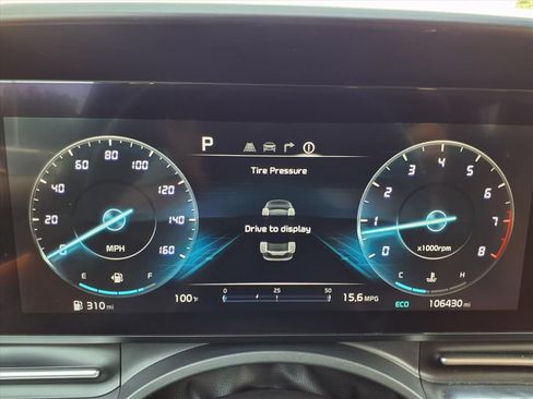 Used 2022 Kia Carnival SX Prestige FWD image 19