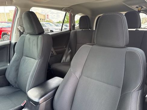 Used 2015 Toyota RAV4 XLE FWD image 15