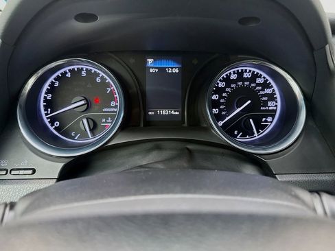 Used 2020 Toyota Camry SE FWD image 13