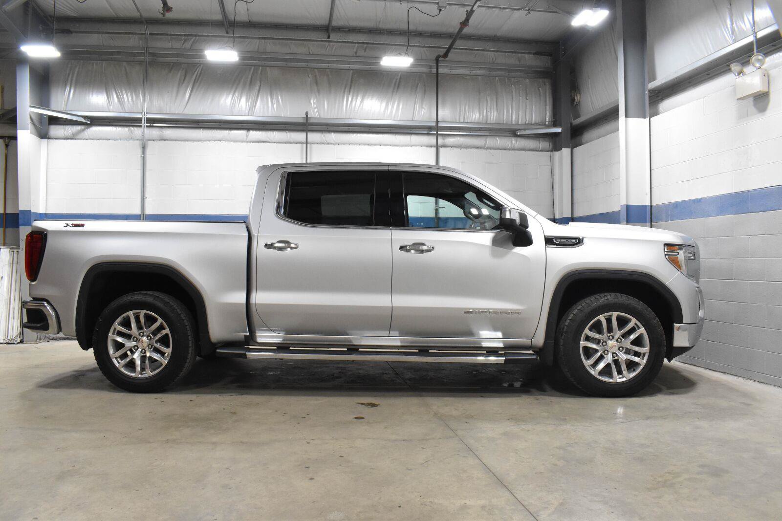 Used 2022 GMC Sierra 1500 SLT w/ SLT Premium Plus Package AWD/4WD image 26