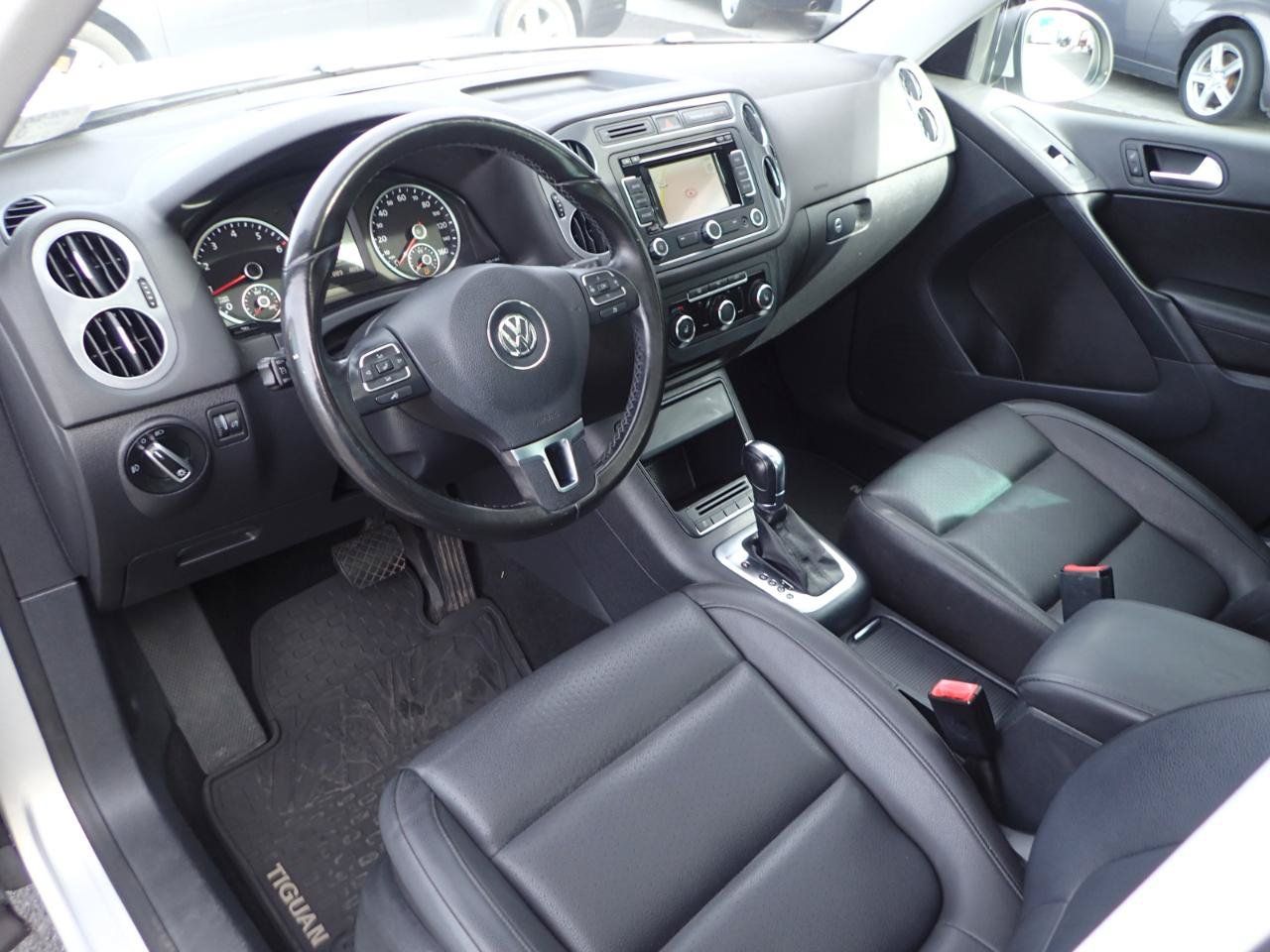 Used 2012 Volkswagen Tiguan SE AWD/4WD image 9