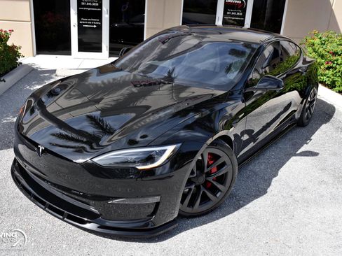 Used 2023 Tesla Model S Plaid image 25