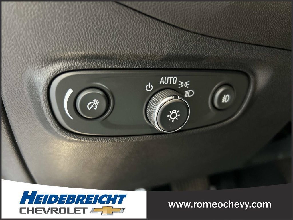 Used 2024 Chevrolet Equinox Premier AWD/4WD image 31