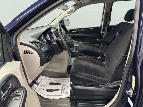 Used 2013 Dodge Grand Caravan SE FWD image 30