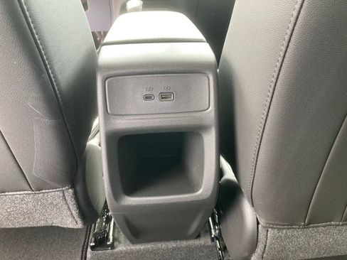 New 2026 Chevrolet Trax LT w/ Midnight Edition FWD image 22