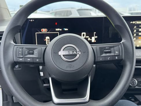 New 2026 Nissan Kicks S image 20