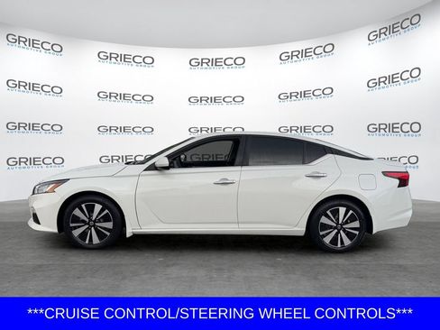 Certified 2022 Nissan Altima 2.5 SV FWD image 4