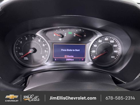 Used 2022 Chevrolet Equinox RS w/ RS Leather Package FWD image 11
