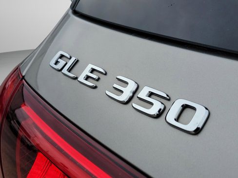 Used 2022 Mercedes-Benz GLE 350 4MATIC image 32