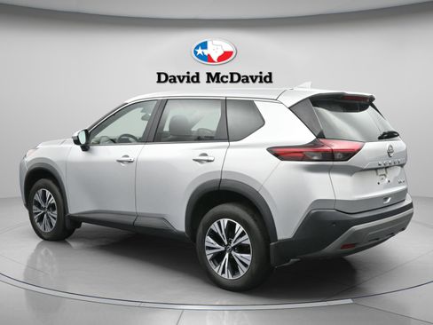 Used 2023 Nissan Rogue SV AWD/4WD image 6