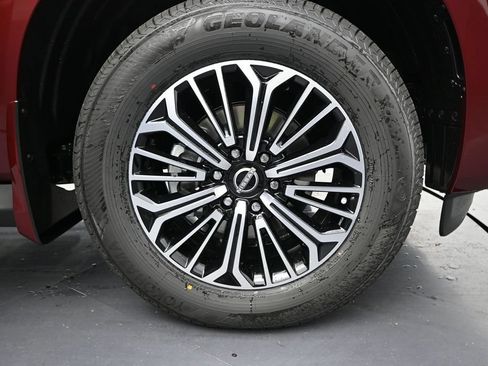 New 2026 Nissan Armada SL w/ Captain's Chari Seat Package RWD image 6