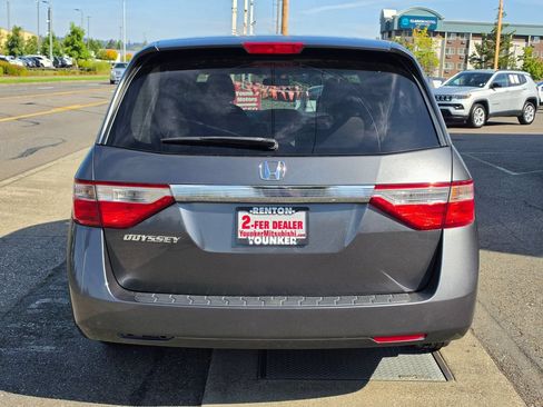 Used 2011 Honda Odyssey LX image 4