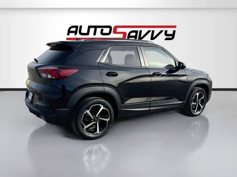 Used 2023 Chevrolet TrailBlazer RS w/ Sun and Liftgate Package AWD/4WD image 7