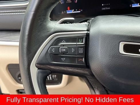 Used 2022 Jeep Grand Cherokee L Limited AWD/4WD image 32