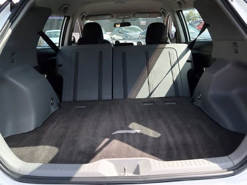 Used 2010 Toyota Matrix image 18