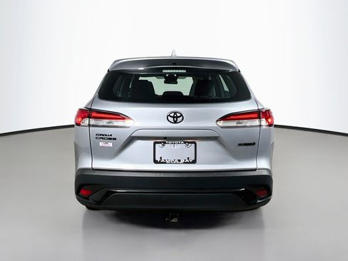 Used 2024 Toyota Corolla Cross AWD Hybrid image 6