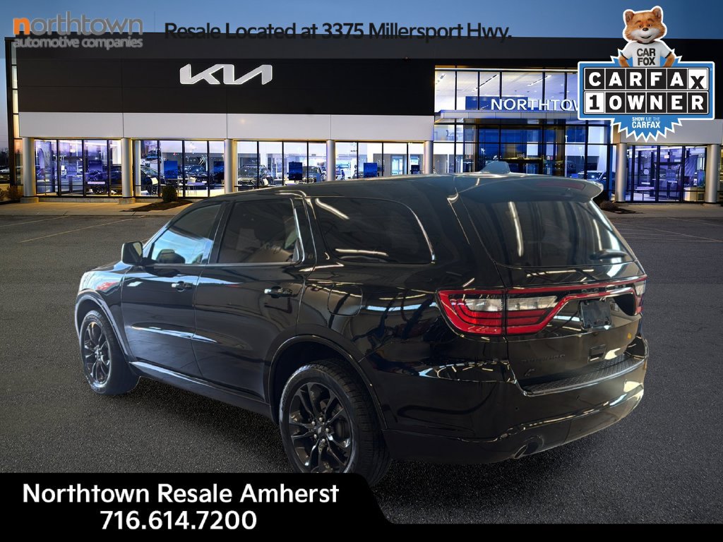 Used 2022 Dodge Durango SXT w/ Blacktop Package AWD/4WD image 3