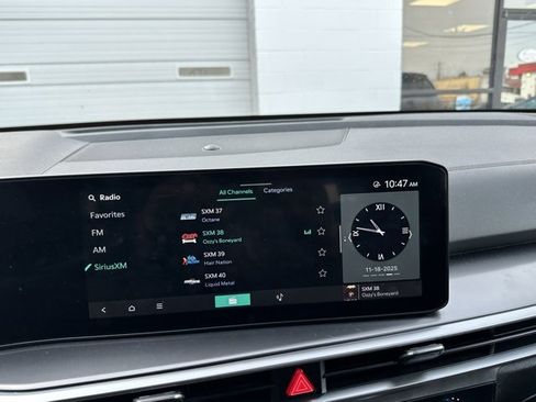 Certified 2024 Kia Sorento LX image 12