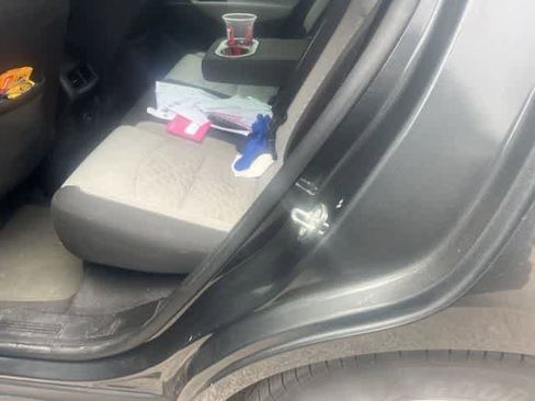 Used 2019 Chevrolet Equinox LS image 5