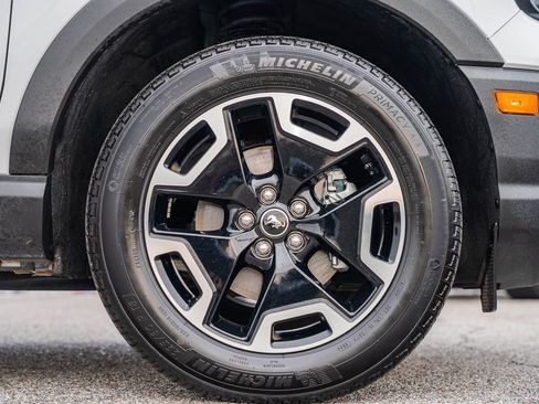 Used 2024 Ford Bronco Sport Outer Banks w/ Tech Package image 9