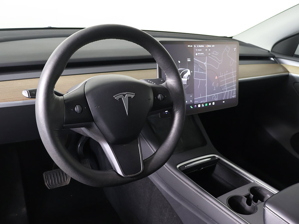 Used 2023 Tesla Model Y Long Range AWD/4WD image 27